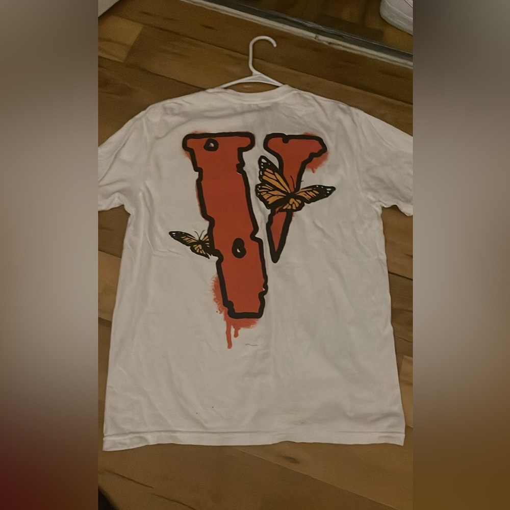 Men’s vlone t shirt medium